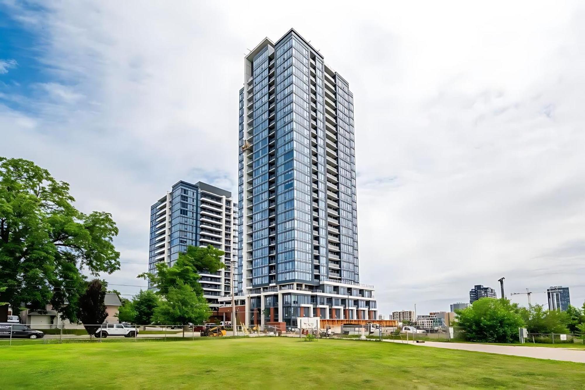 Luxury 1Br King Bed Unit - Private Balcony Apartment Kitchener Exterior photo